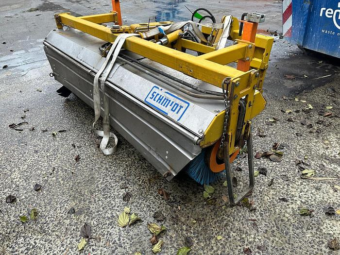 Aebi-Schmidt VKS 22-H - Zametač: obrázek 5 Aebi-Schmidt VKS 22-H - Zametač: obrázek 5