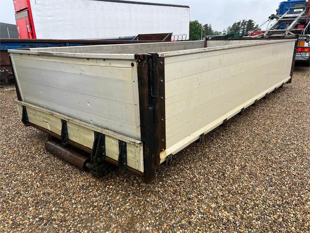 HMF 5,8 mtr - helside pendel - aut bagsmæk - Skříňová nástavba: obrázek 2 HMF 5,8 mtr - helside pendel - aut bagsmæk - Skříňová nástavba: obrázek 2