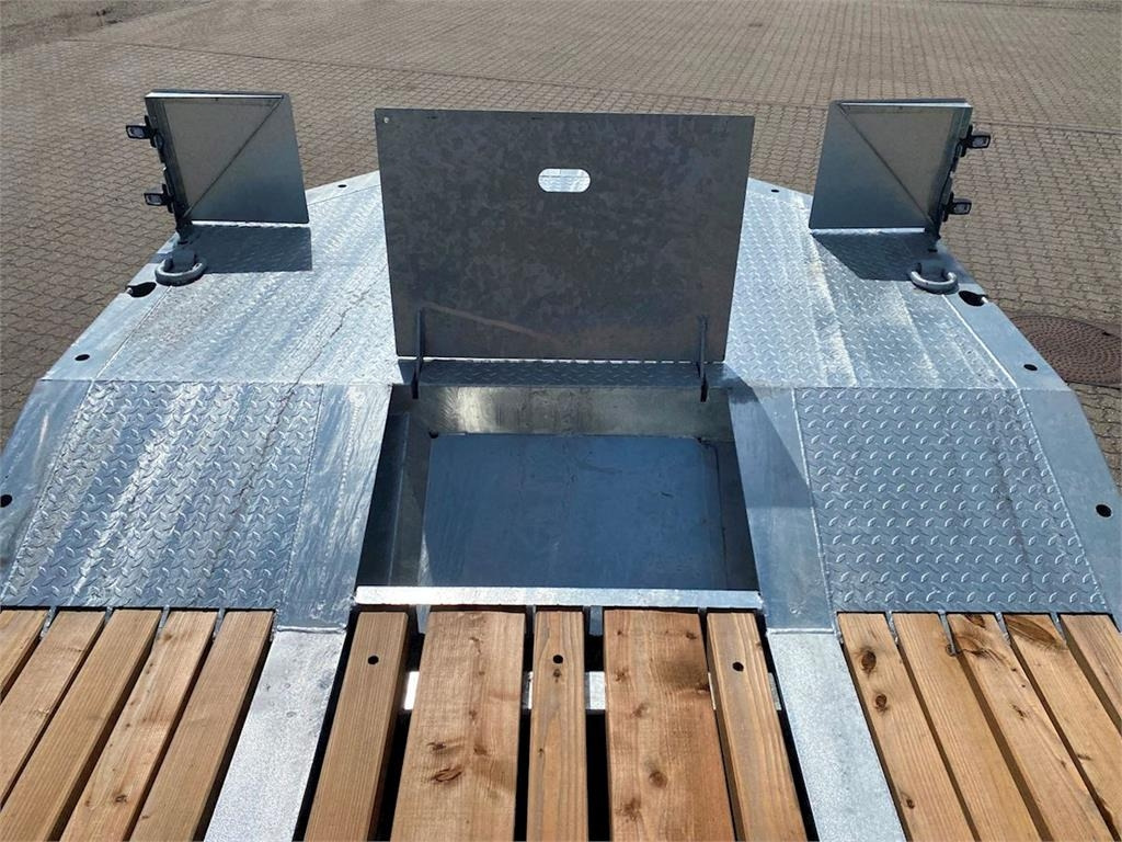 Hangler DTS 300 3 akslet med ramper - Podvalníkový přívěs: obrázek 3 Hangler DTS 300 3 akslet med ramper - Podvalníkový přívěs: obrázek 3