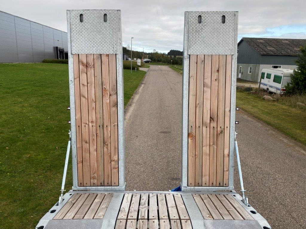 Hangler DTS-H 300 P 3 akslet med ramper - Podvalníkový přívěs: obrázek 5 Hangler DTS-H 300 P 3 akslet med ramper - Podvalníkový přívěs: obrázek 5