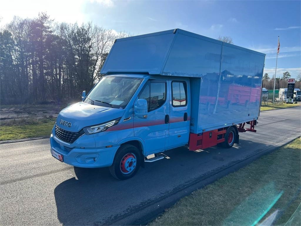 Iveco Daily 70C18 - dobbelt cab - Skříňový nákladní auto: obrázek 1 Iveco Daily 70C18 - dobbelt cab - Skříňový nákladní auto: obrázek 1