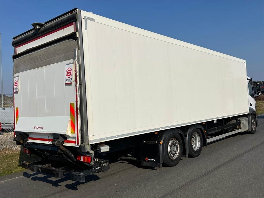 Mercedes-Benz Antos 2533 L - Skříňový nákladní auto: obrázek 5 Mercedes-Benz Antos 2533 L - Skříňový nákladní auto: obrázek 5