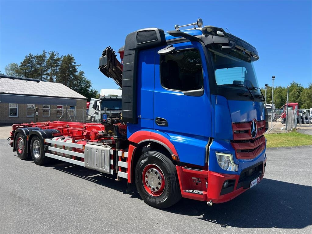 Mercedes-Benz Antos 2545 - HMF 1520K-RCkran - Ramenový nosič kontajnerov: obrázek 2 Mercedes-Benz Antos 2545 - HMF 1520K-RCkran - Ramenový nosič kontajnerov: obrázek 2