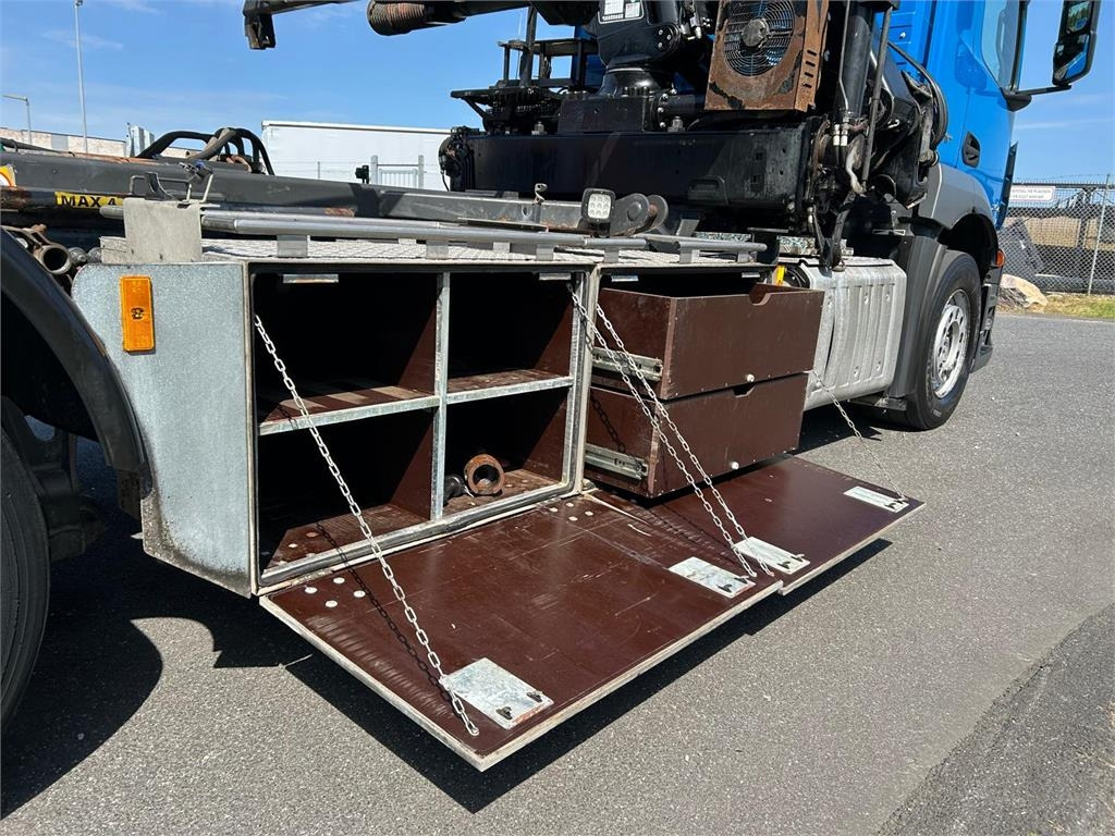 Mercedes-Benz Antos 2546 - Hiab 192 E kran - Ramenový nosič kontajnerov: obrázek 3 Mercedes-Benz Antos 2546 - Hiab 192 E kran - Ramenový nosič kontajnerov: obrázek 3