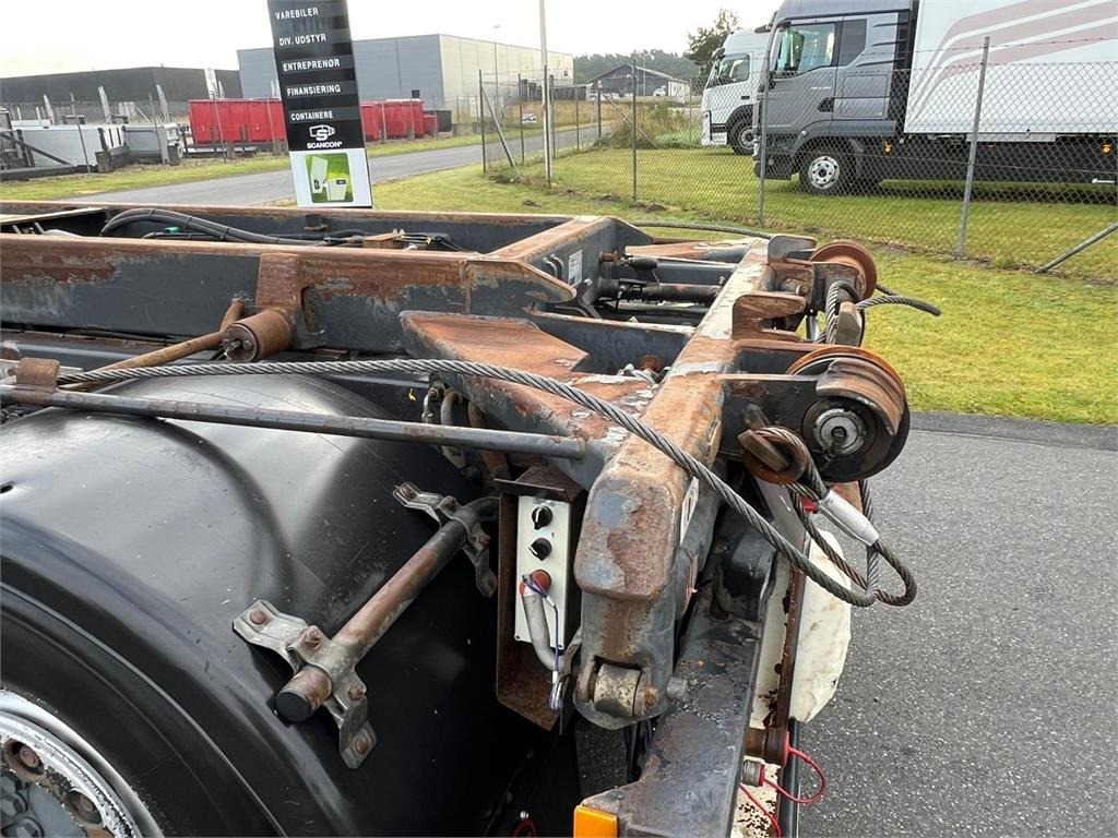 Mercedes-Benz Antos 2546 L - Ramenový nosič kontajnerov: obrázek 5 Mercedes-Benz Antos 2546 L - Ramenový nosič kontajnerov: obrázek 5