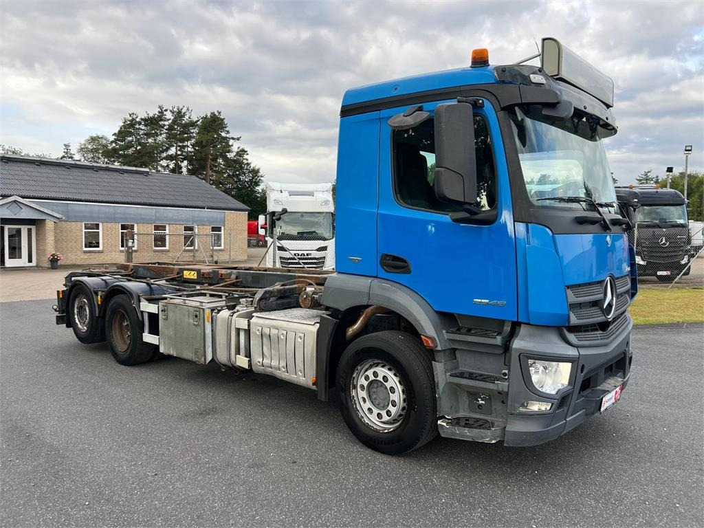 Mercedes-Benz Antos 2546 L - Ramenový nosič kontajnerov: obrázek 3 Mercedes-Benz Antos 2546 L - Ramenový nosič kontajnerov: obrázek 3