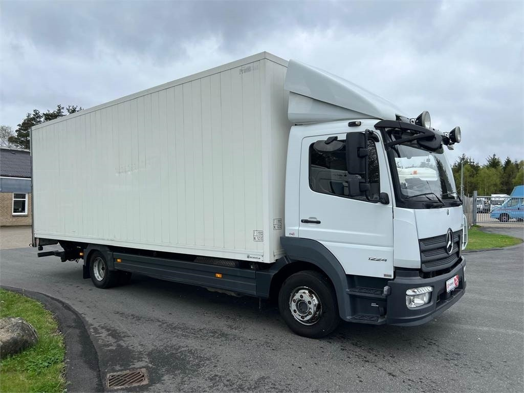 Mercedes-Benz Atego 1224 LnR - Skříňový nákladní auto: obrázek 2 Mercedes-Benz Atego 1224 LnR - Skříňový nákladní auto: obrázek 2