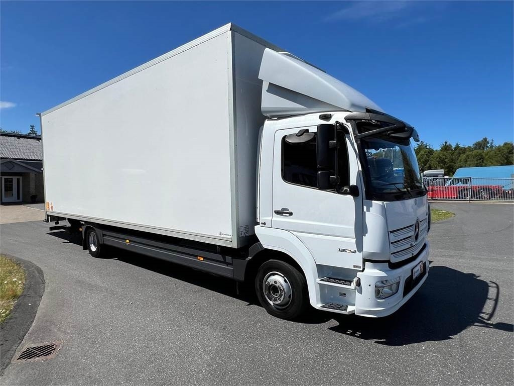 Mercedes-Benz Atego 1224 LnR - Skříňový nákladní auto: obrázek 5 Mercedes-Benz Atego 1224 LnR - Skříňový nákladní auto: obrázek 5