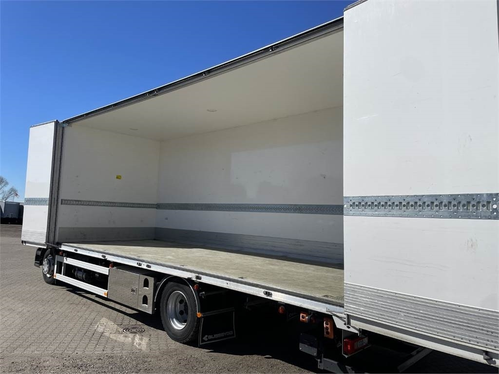 Renault D280 Premium - Skříňový nákladní auto: obrázek 2 Renault D280 Premium - Skříňový nákladní auto: obrázek 2