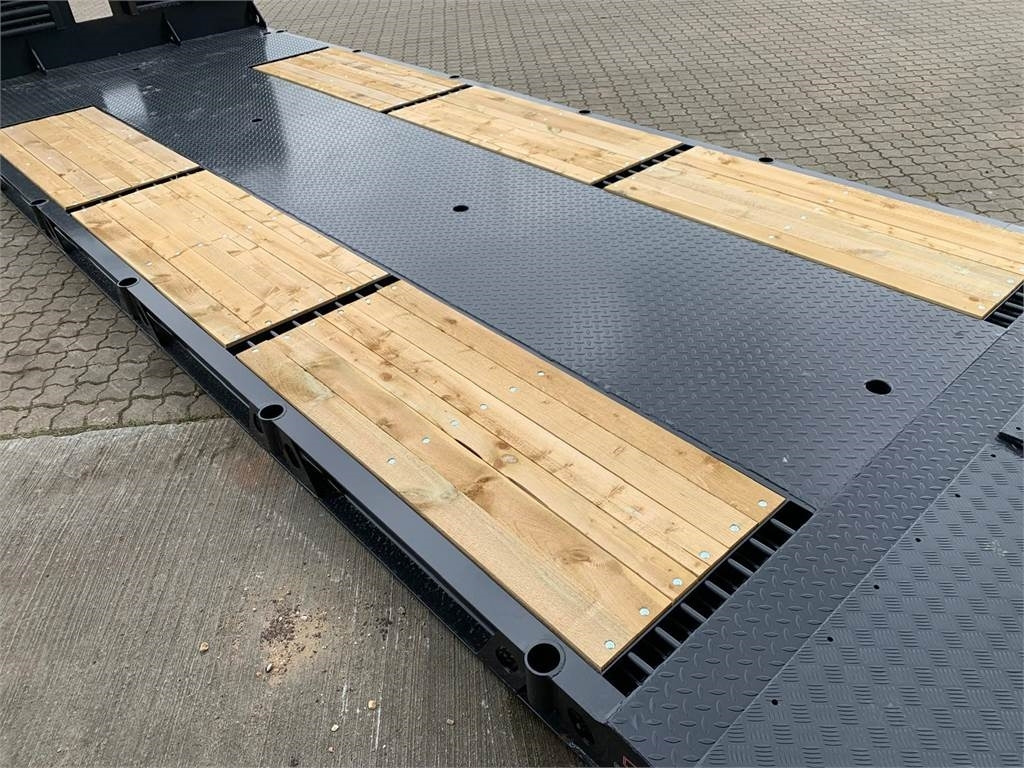 Scancon MLX7000R - Luxus udgave - Valníková nástavba: obrázek 4 Scancon MLX7000R - Luxus udgave - Valníková nástavba: obrázek 4