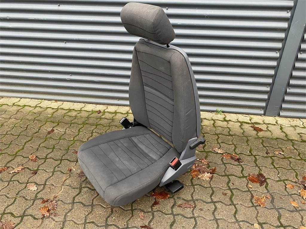 Scania Passagersæde (Klapsæde) - Kabina pro Nákladní auto: obrázek 2 Scania Passagersæde (Klapsæde) - Kabina pro Nákladní auto: obrázek 2