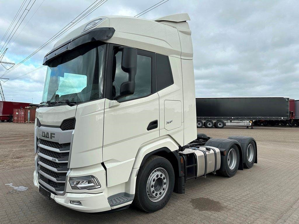 DAF XF 530 6x2 - Tahač: obrázek 1 DAF XF 530 6x2 - Tahač: obrázek 1