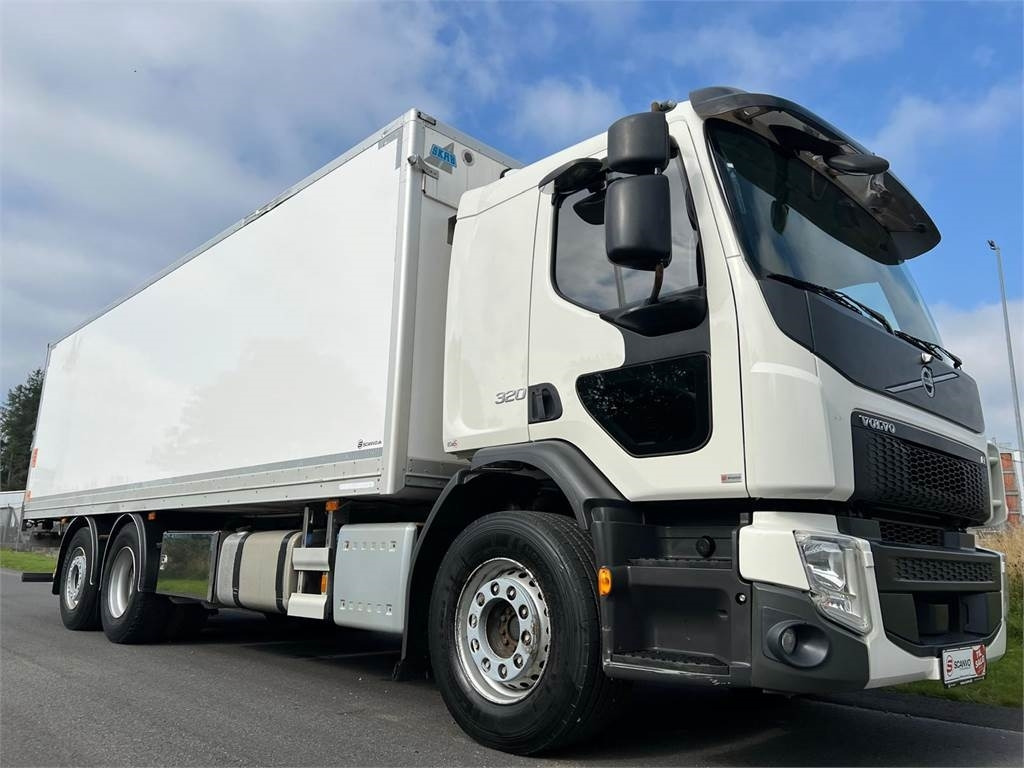 Volvo FE320 6x2*4 - Skříňový nákladní auto: obrázek 2 Volvo FE320 6x2*4 - Skříňový nákladní auto: obrázek 2