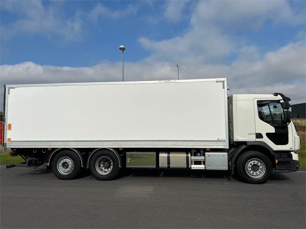 Volvo FE320 6x2*4 - Skříňový nákladní auto: obrázek 3 Volvo FE320 6x2*4 - Skříňový nákladní auto: obrázek 3