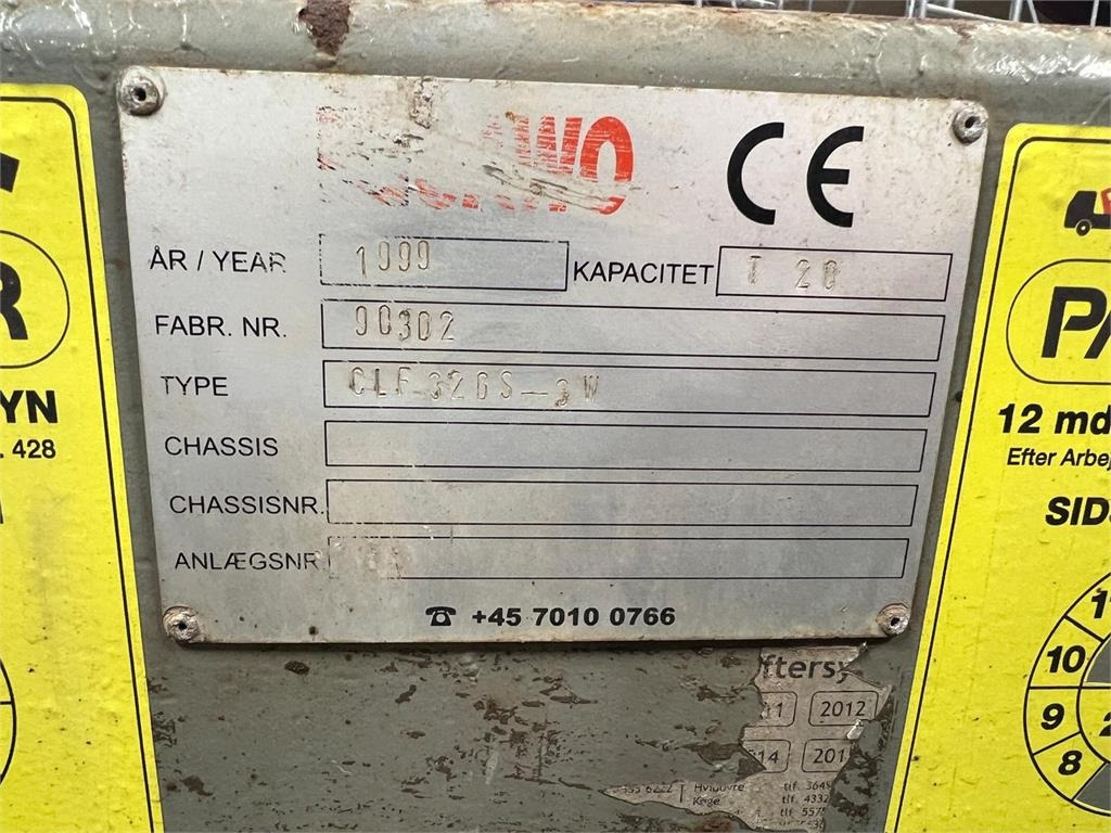 Volvo FH12-420 - Ramenový nosič kontajnerov: obrázek 5 Volvo FH12-420 - Ramenový nosič kontajnerov: obrázek 5