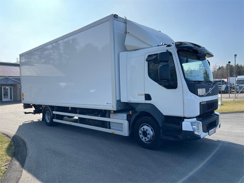 Volvo FL 16 ton 250HK - Skříňový nákladní auto: obrázek 2 Volvo FL 16 ton 250HK - Skříňový nákladní auto: obrázek 2