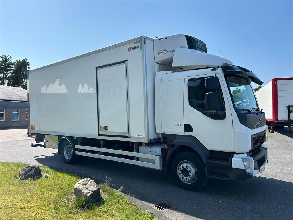 Volvo FL 280 (12 ton) Dobbelt compartment - Chladírenský nákladní automobil: obrázek 5 Volvo FL 280 (12 ton) Dobbelt compartment - Chladírenský nákladní automobil: obrázek 5
