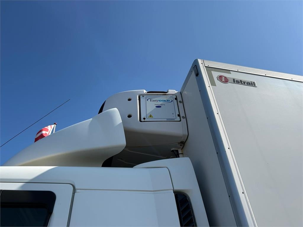 Volvo FL 280 (12 ton) Dobbelt compartment - Chladírenský nákladní automobil: obrázek 3 Volvo FL 280 (12 ton) Dobbelt compartment - Chladírenský nákladní automobil: obrázek 3