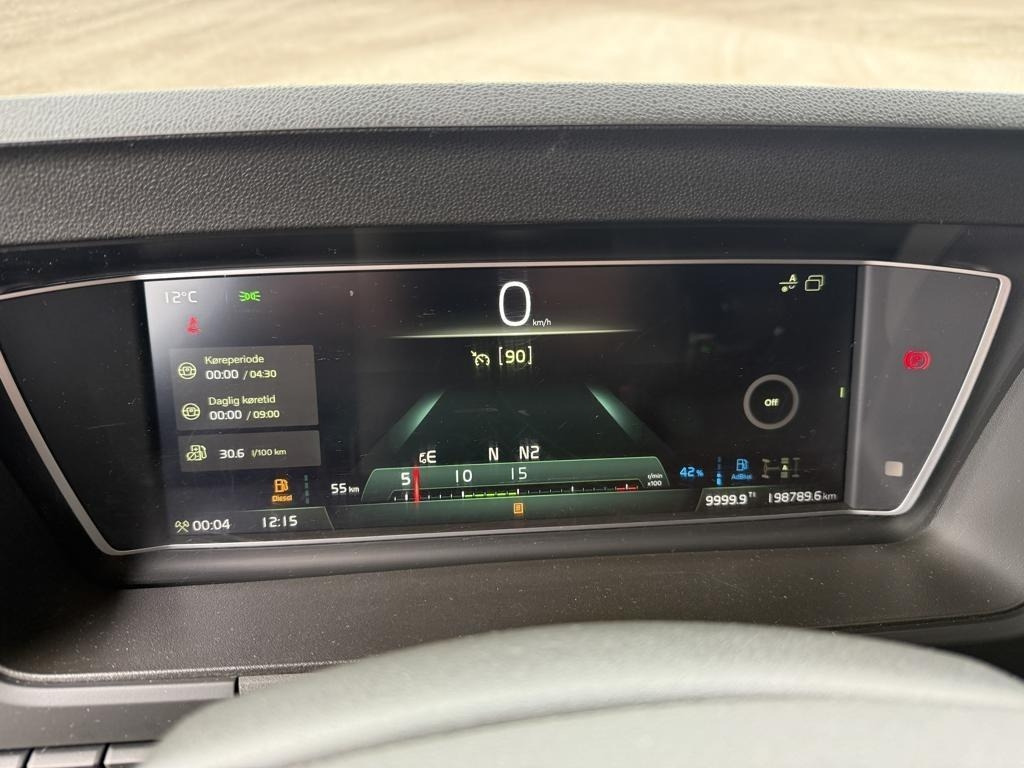 Plachtový nákladní auto Volvo FM380: obrázek 9