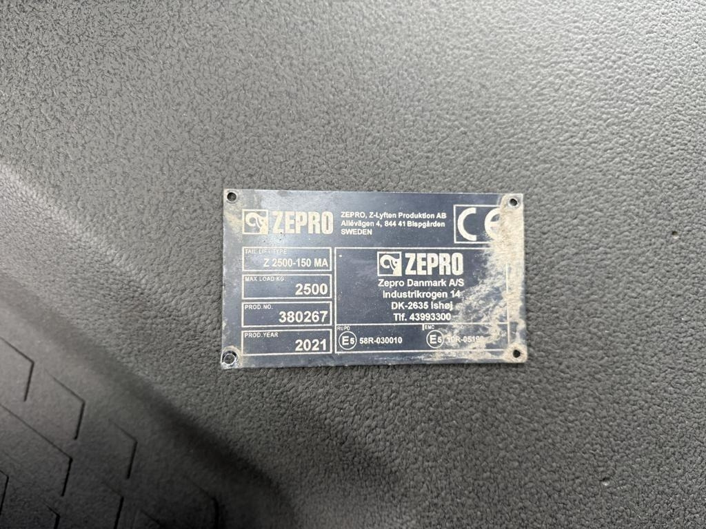 Plachtový nákladní auto Volvo FM380: obrázek 17