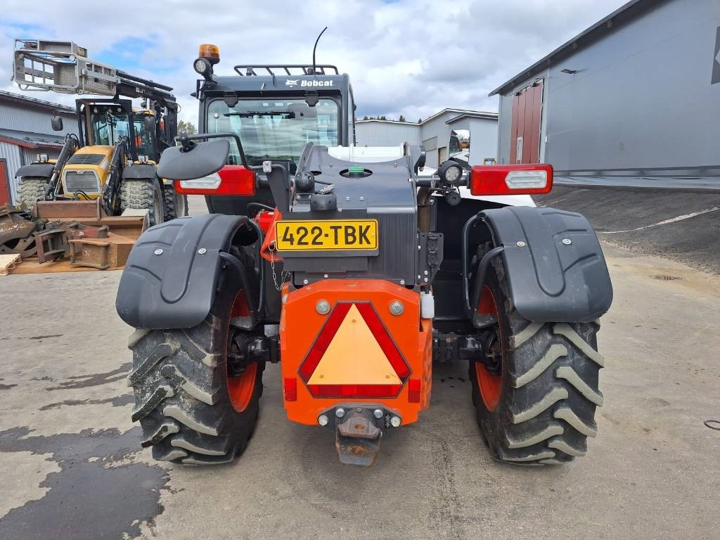 Bobcat TL30.70 AGRI - Teleskopický manipulátor: obrázek 3 Bobcat TL30.70 AGRI - Teleskopický manipulátor: obrázek 3