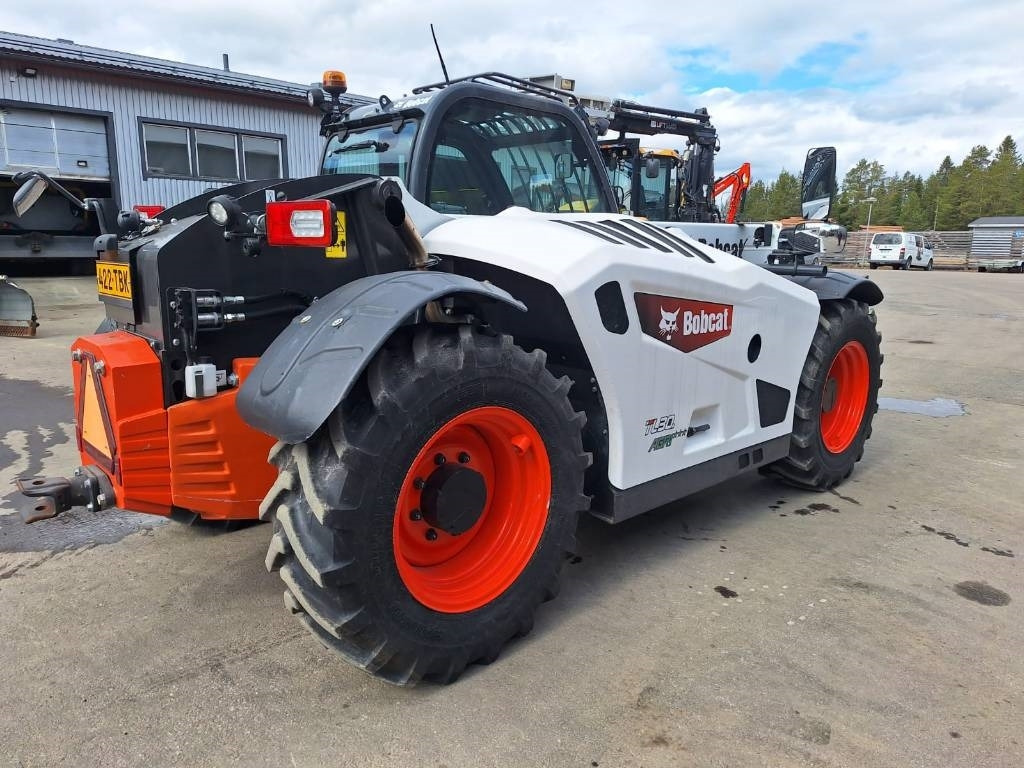 Bobcat TL30.70 AGRI - Teleskopický manipulátor: obrázek 4 Bobcat TL30.70 AGRI - Teleskopický manipulátor: obrázek 4