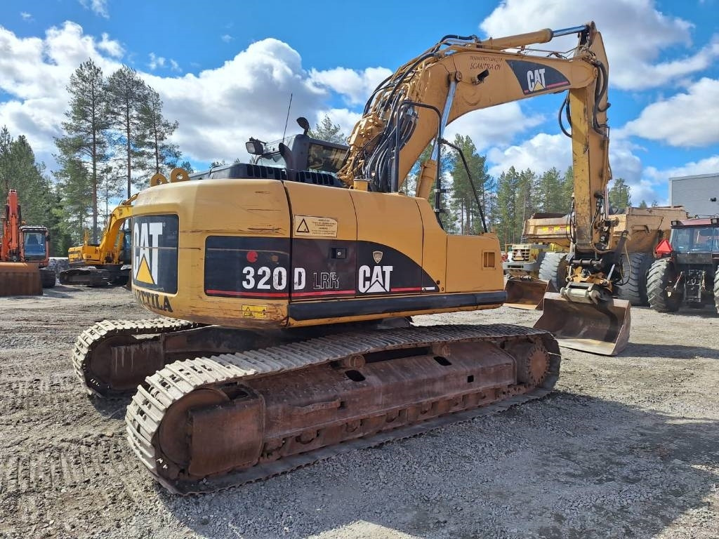 CAT 320DLRR PYÖRITTÄJÄLLÄ - Pásové rýpadlo: obrázek 3 CAT 320DLRR PYÖRITTÄJÄLLÄ - Pásové rýpadlo: obrázek 3