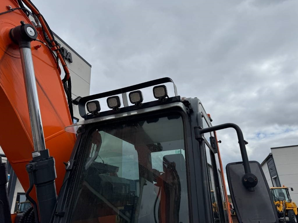 Pásové rýpadlo Doosan DX 140 LCR-5 Pyörittäjällä: obrázek 9