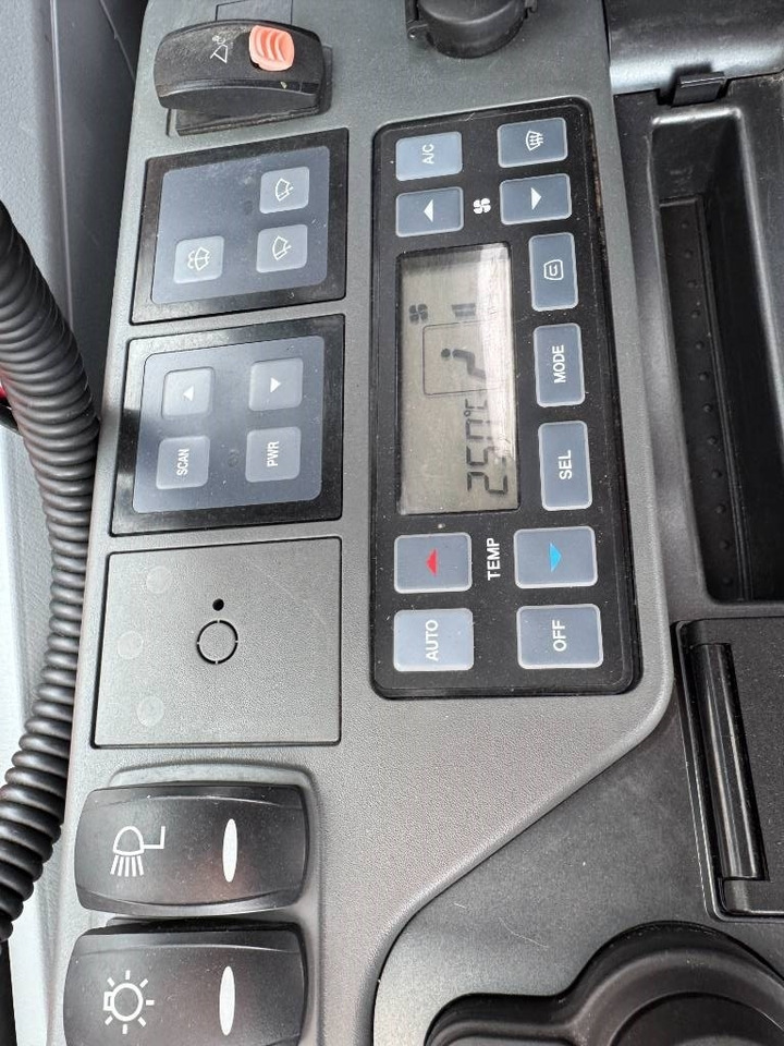 Pásové rýpadlo Doosan DX 140 LCR-5 Pyörittäjällä: obrázek 15
