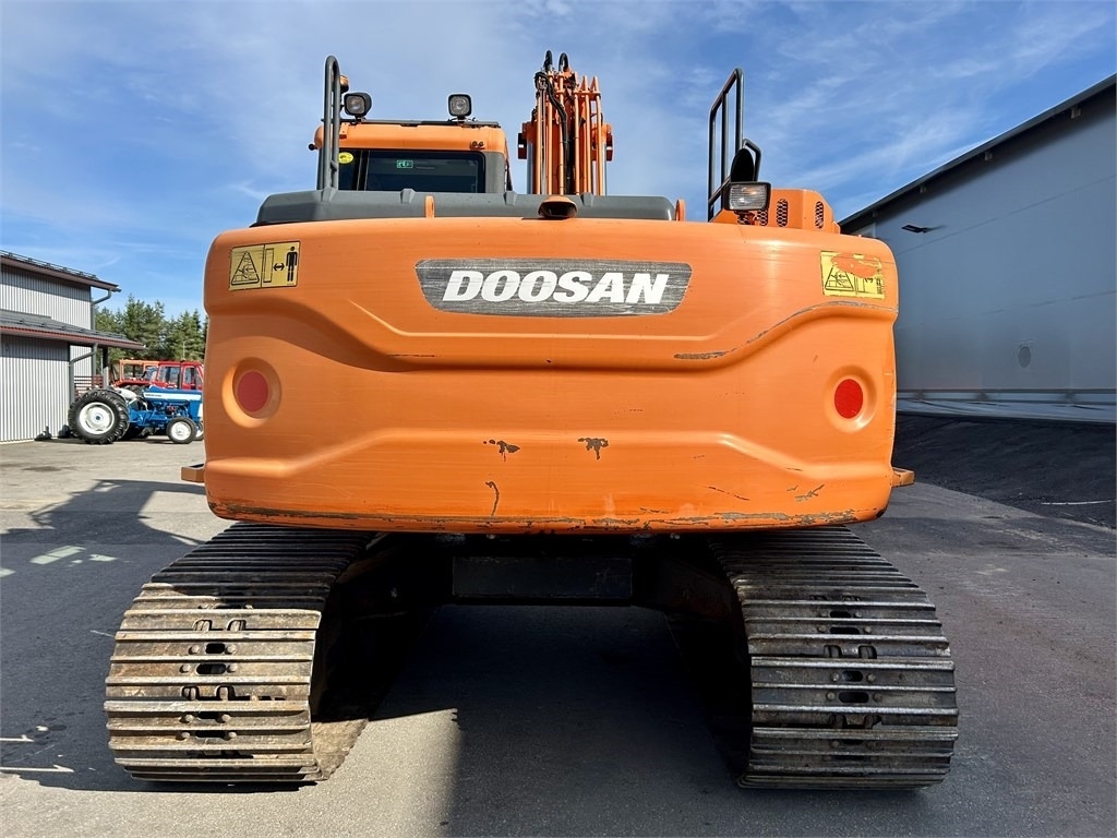 Doosan DX160LC-3 KALLISTAJA+PYÖRITTÄJÄ - Pásové rýpadlo: obrázek 3 Doosan DX160LC-3 KALLISTAJA+PYÖRITTÄJÄ - Pásové rýpadlo: obrázek 3