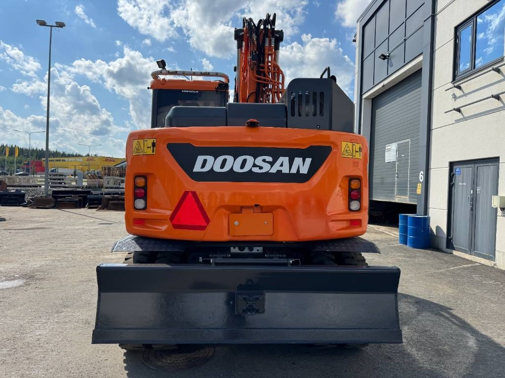 Doosan DX165W-5 PYÖRITTÄJÄLLÄ - Kolesové rýpadlo: obrázek 4 Doosan DX165W-5 PYÖRITTÄJÄLLÄ - Kolesové rýpadlo: obrázek 4