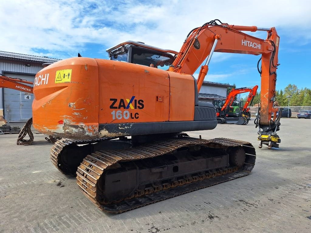 Hitachi MYYTY! SOLD! ZX160LC-3 - Pásové rýpadlo: obrázek 4 Hitachi MYYTY! SOLD! ZX160LC-3 - Pásové rýpadlo: obrázek 4