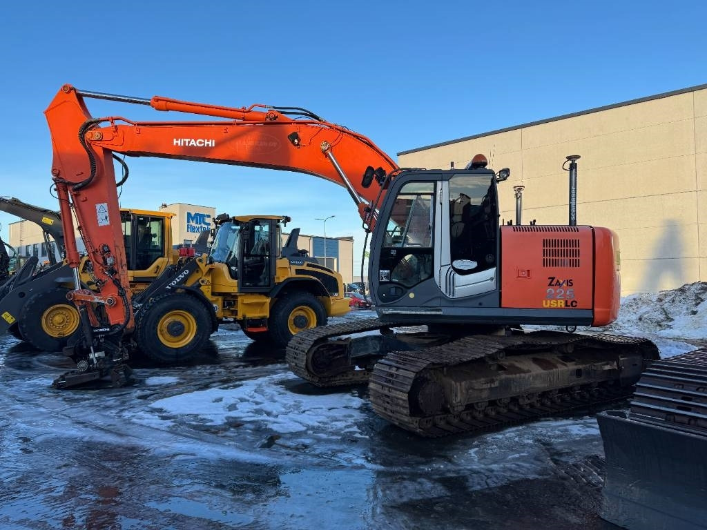 Hitachi Myyty! ZX225USRLC-3 - Pásové rýpadlo: obrázek 2 Hitachi Myyty! ZX225USRLC-3 - Pásové rýpadlo: obrázek 2
