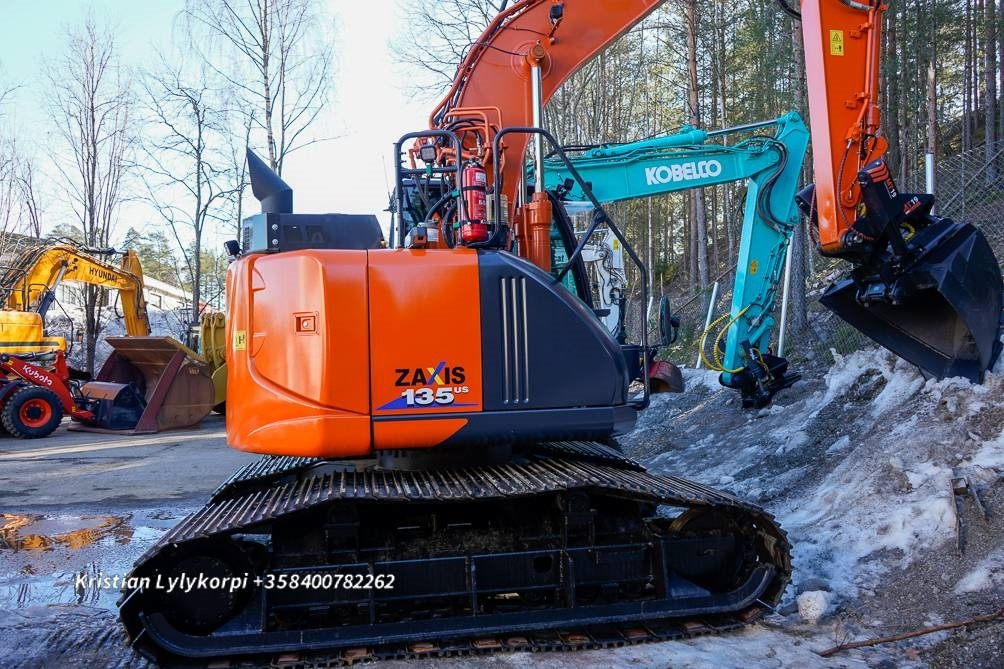 Pásové rýpadlo Hitachi ZX135US-6 METSÄALUSTALLA: obrázek 43