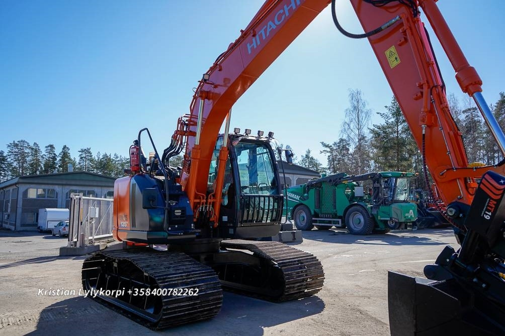 Pásové rýpadlo Hitachi ZX135US-6 METSÄALUSTALLA: obrázek 10