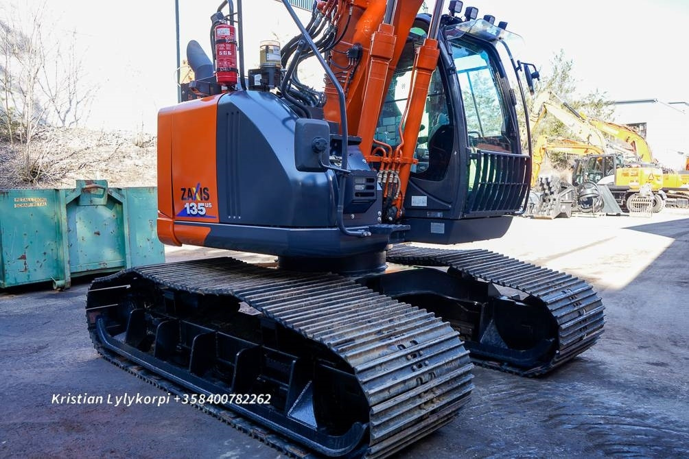 Pásové rýpadlo Hitachi ZX135US-6 METSÄALUSTALLA: obrázek 35