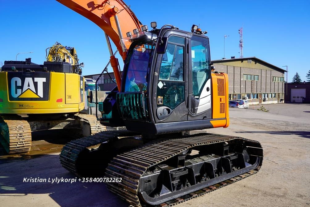 Pásové rýpadlo Hitachi ZX135US-6 METSÄALUSTALLA: obrázek 13