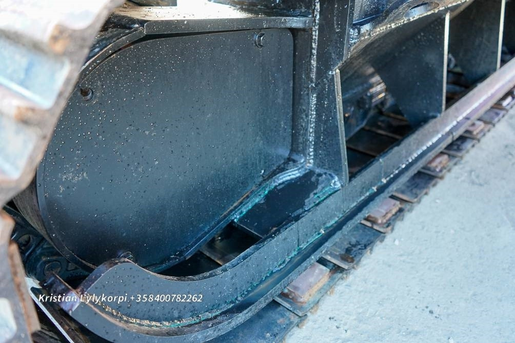 Pásové rýpadlo Hitachi ZX135US-6 METSÄALUSTALLA: obrázek 17