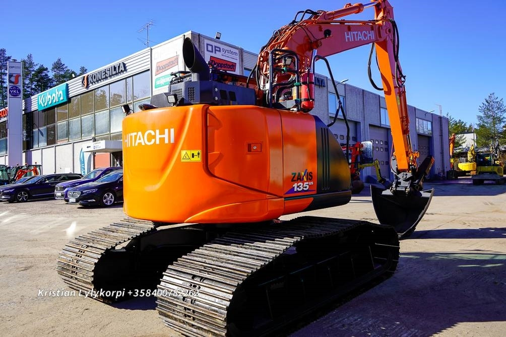 Hitachi ZX135US-6 METSÄALUSTALLA - Pásové rýpadlo: obrázek 5 Hitachi ZX135US-6 METSÄALUSTALLA - Pásové rýpadlo: obrázek 5
