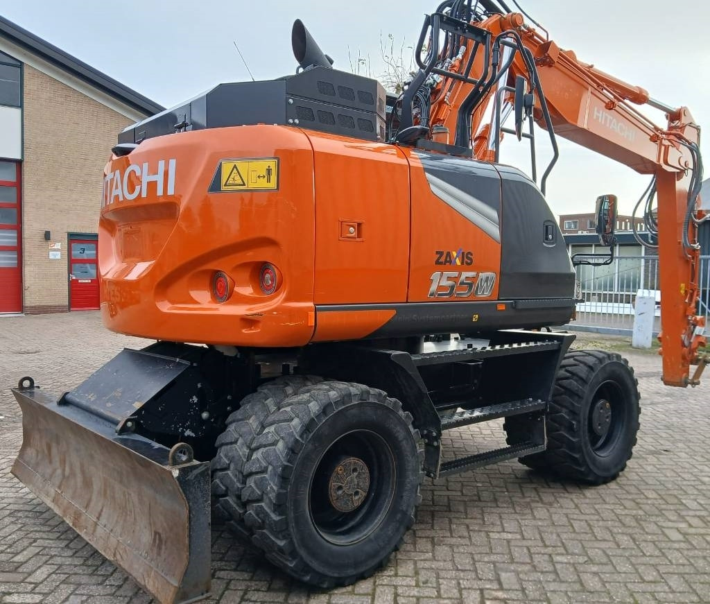 Hitachi ZX155W-7 - Kolesové rýpadlo: obrázek 2 Hitachi ZX155W-7 - Kolesové rýpadlo: obrázek 2