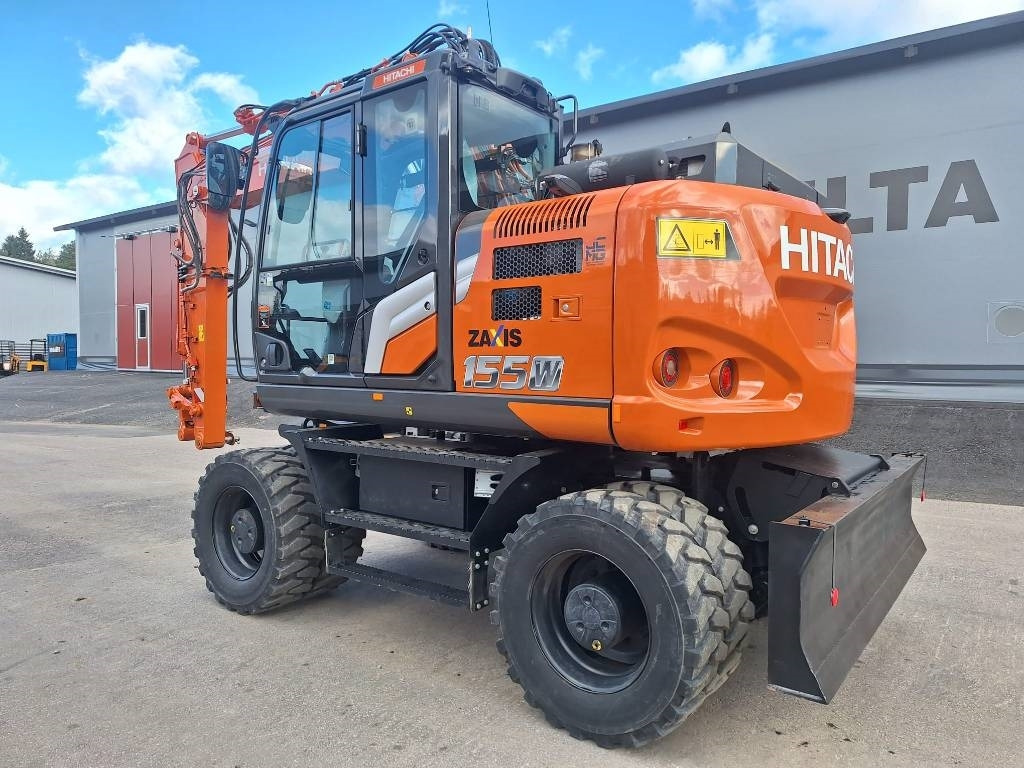 Hitachi ZX155W-7 -STAGE 5- VÄHÄN AJETTU - Kolesové rýpadlo: obrázek 2 Hitachi ZX155W-7 -STAGE 5- VÄHÄN AJETTU - Kolesové rýpadlo: obrázek 2