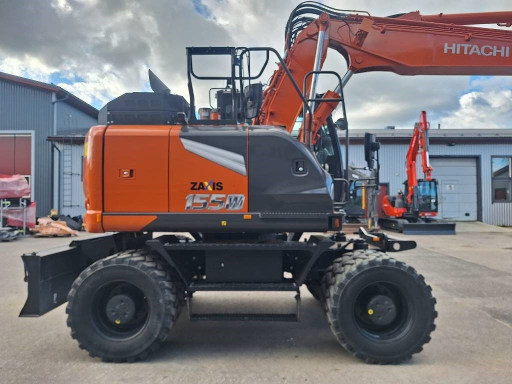 Hitachi ZX155W-7 -STAGE 5- VÄHÄN AJETTU - Kolesové rýpadlo: obrázek 5 Hitachi ZX155W-7 -STAGE 5- VÄHÄN AJETTU - Kolesové rýpadlo: obrázek 5
