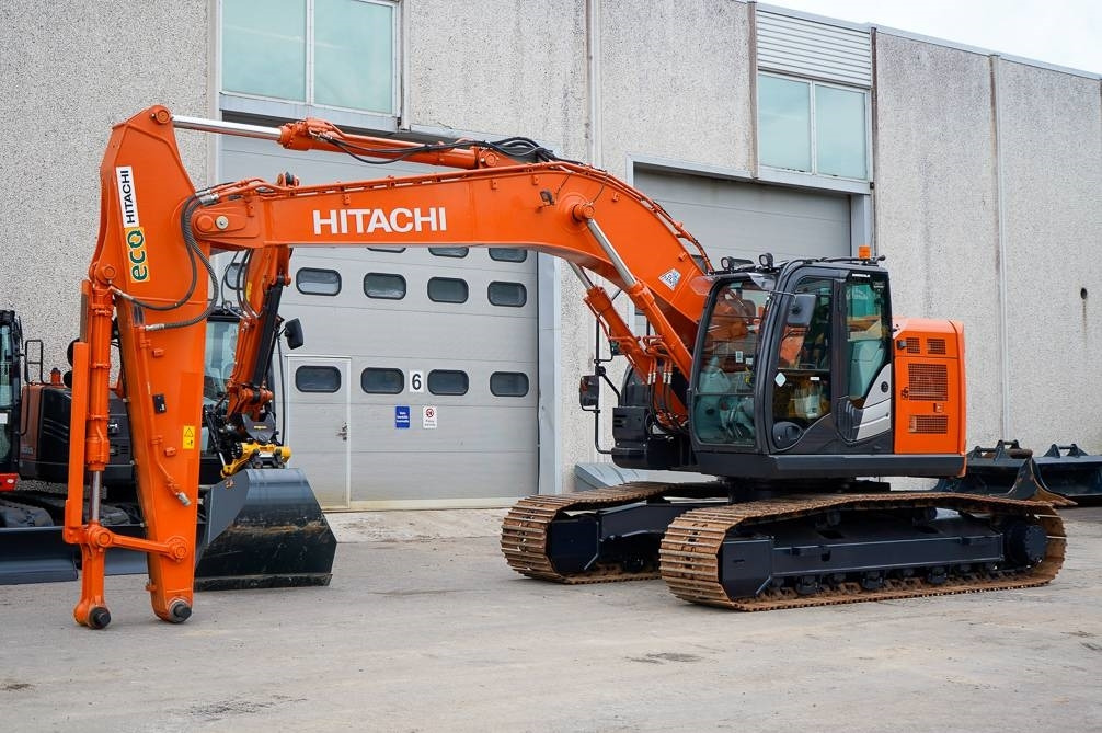 Hitachi ZX225USLC-6 - Pásové rýpadlo: obrázek 2 Hitachi ZX225USLC-6 - Pásové rýpadlo: obrázek 2