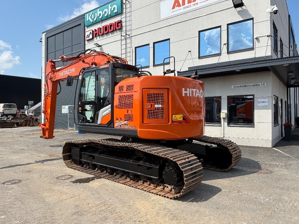 Hitachi ZX225USLC-7 - Pásové rýpadlo: obrázek 2 Hitachi ZX225USLC-7 - Pásové rýpadlo: obrázek 2