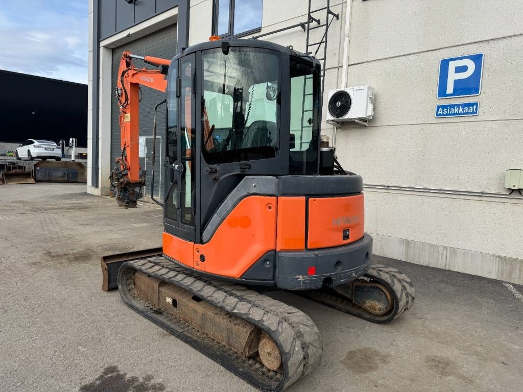Hitachi ZX50U-2 PYÖRITTÄJÄLLÄ - Mini rýpadlo: obrázek 3 Hitachi ZX50U-2 PYÖRITTÄJÄLLÄ - Mini rýpadlo: obrázek 3