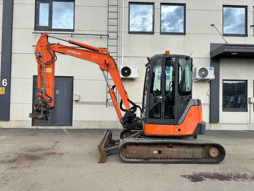 Hitachi ZX50U-2 PYÖRITTÄJÄLLÄ - Mini rýpadlo: obrázek 1 Hitachi ZX50U-2 PYÖRITTÄJÄLLÄ - Mini rýpadlo: obrázek 1