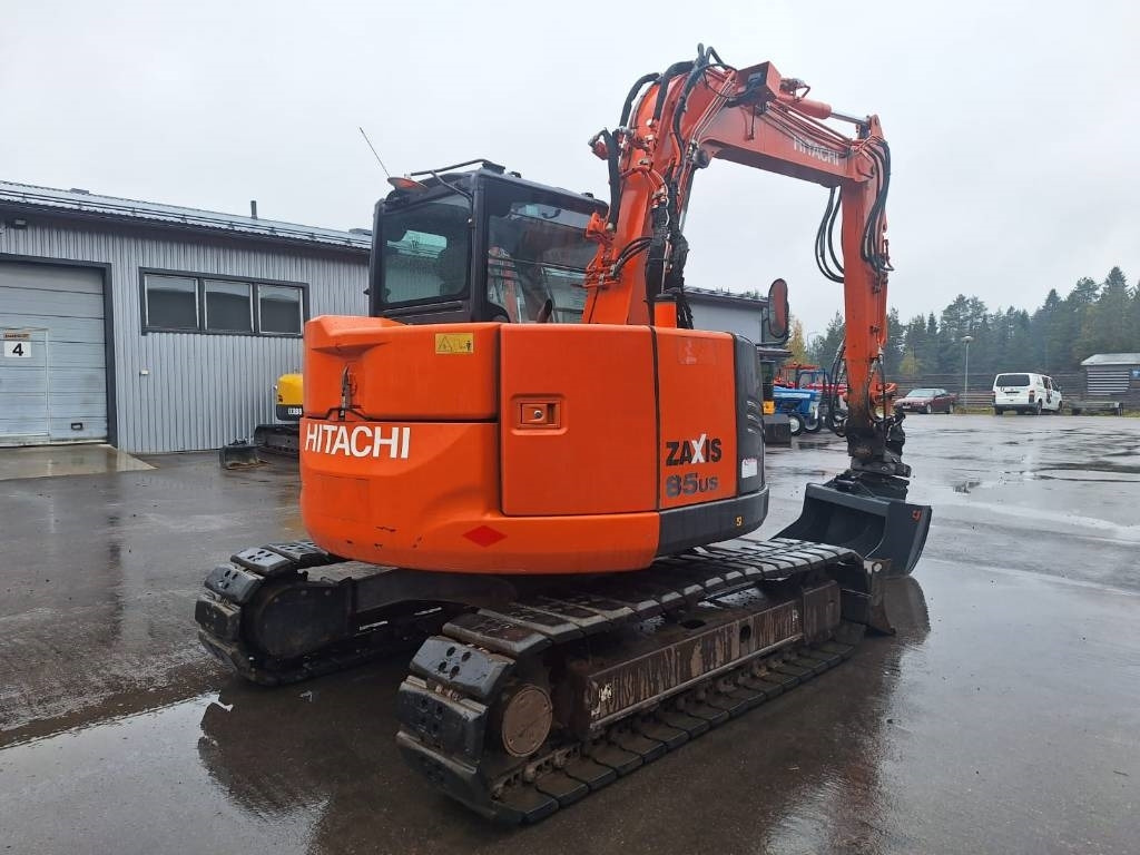 Hitachi ZX85US-5 PYÖRITTÄJÄLLÄ - Mini rýpadlo: obrázek 4 Hitachi ZX85US-5 PYÖRITTÄJÄLLÄ - Mini rýpadlo: obrázek 4
