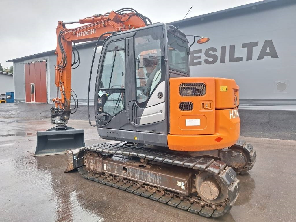 Hitachi ZX85US-5 PYÖRITTÄJÄLLÄ - Mini rýpadlo: obrázek 2 Hitachi ZX85US-5 PYÖRITTÄJÄLLÄ - Mini rýpadlo: obrázek 2