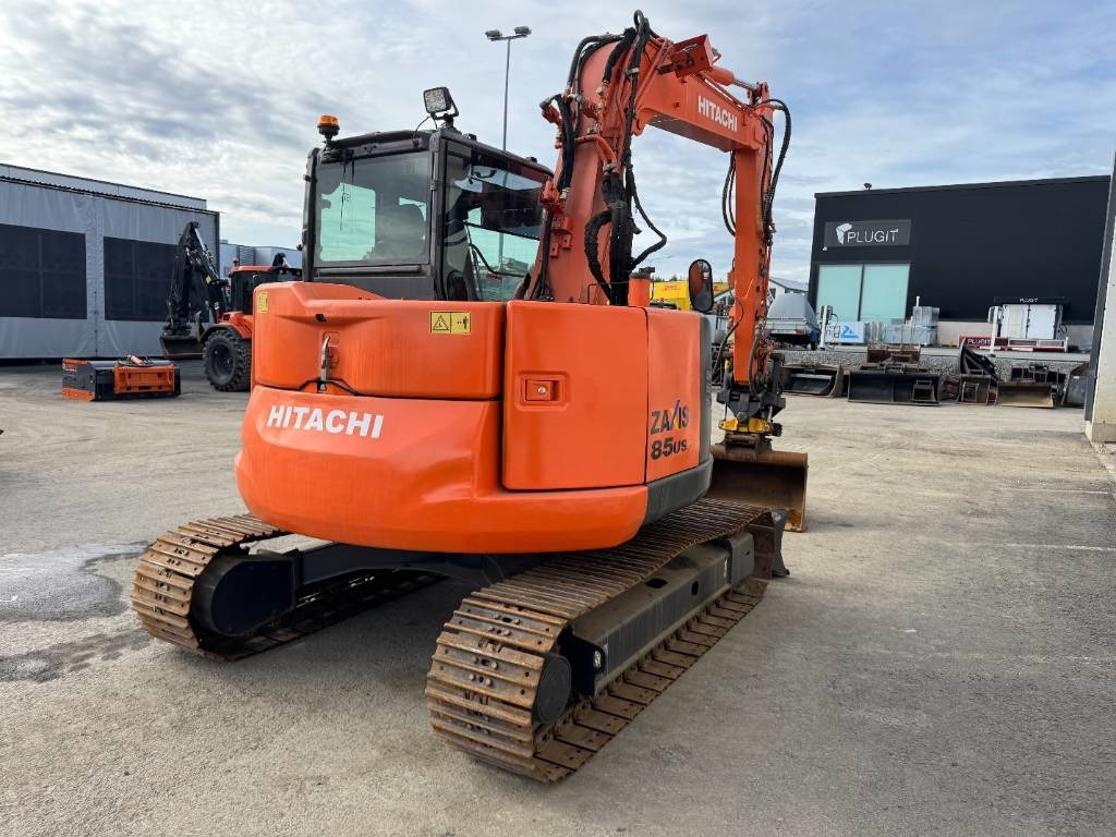 Hitachi ZX85US-5 Pyörittäjä, 3-Kauhaa - Mini rýpadlo: obrázek 4 Hitachi ZX85US-5 Pyörittäjä, 3-Kauhaa - Mini rýpadlo: obrázek 4