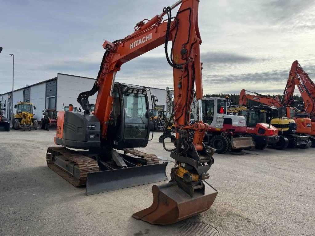 Hitachi ZX85US-5 Pyörittäjä, 3-Kauhaa - Mini rýpadlo: obrázek 5 Hitachi ZX85US-5 Pyörittäjä, 3-Kauhaa - Mini rýpadlo: obrázek 5